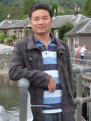 秦元庆生活照.jpg 秦元庆生活照.jpg