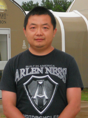 石晓龙生活照.jpg 石晓龙生活照.jpg